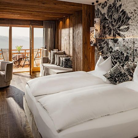 Отель Sonnenberg Panorama Dolomites Wellbeing Маранца Экстерьер фото